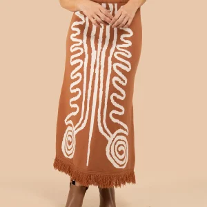 Falda color miel con estampado y flecos 106064